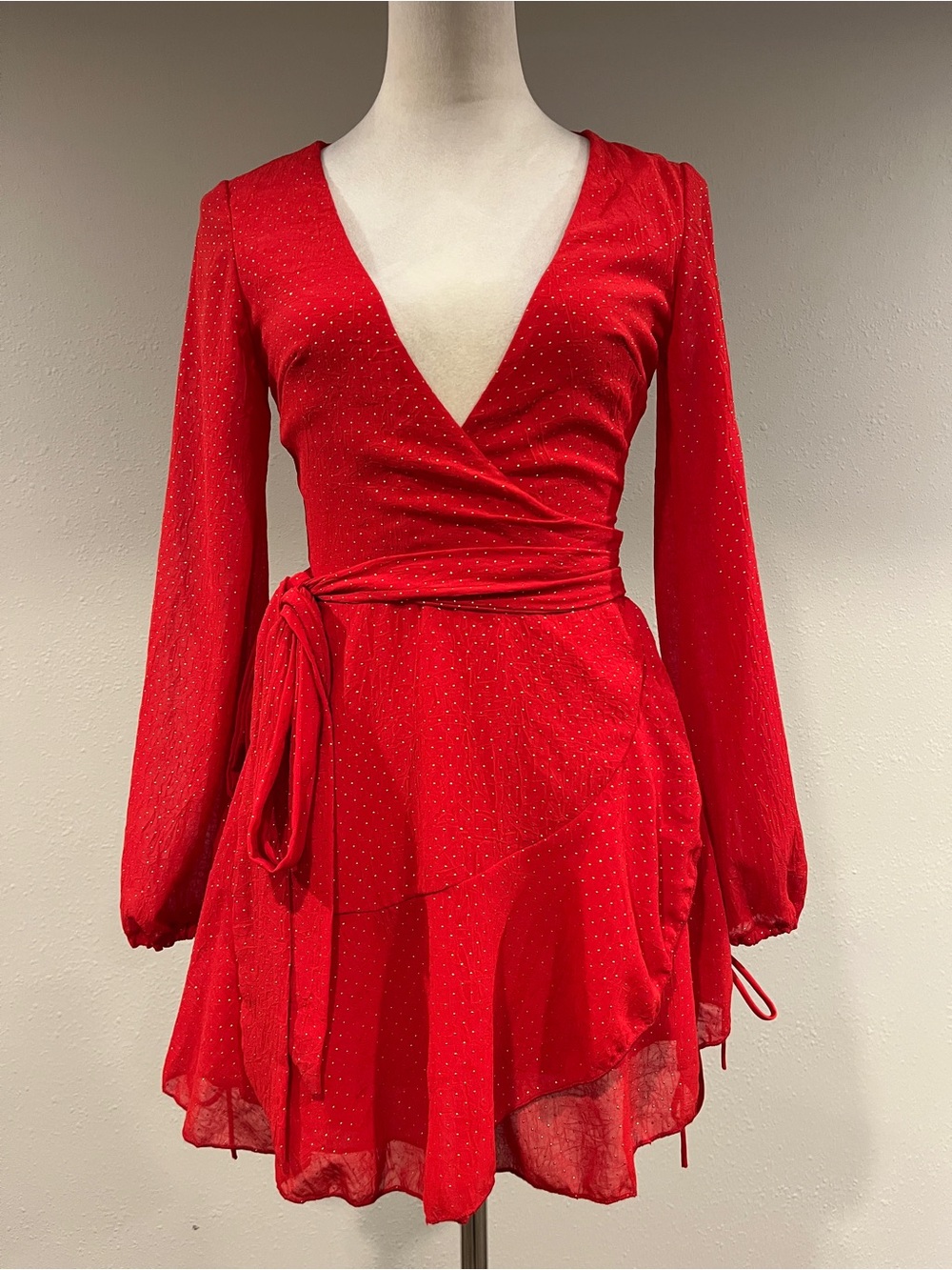 Lucy in the Sky Red Long-Sleeve Wrap Mini Dress size extra small